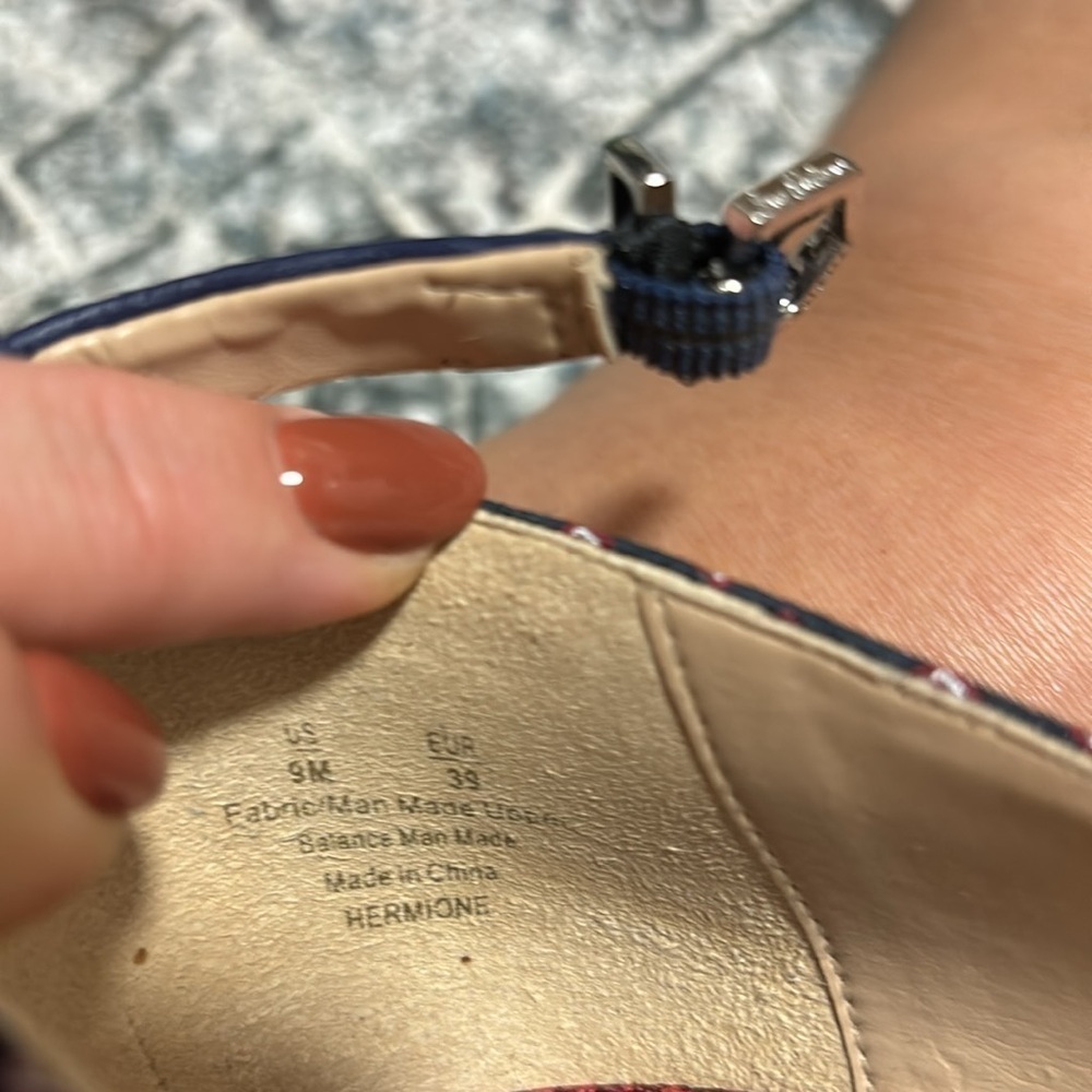 Sam Edelman heels for eve party, rare find, embroidered on front - Picture 9 of 9